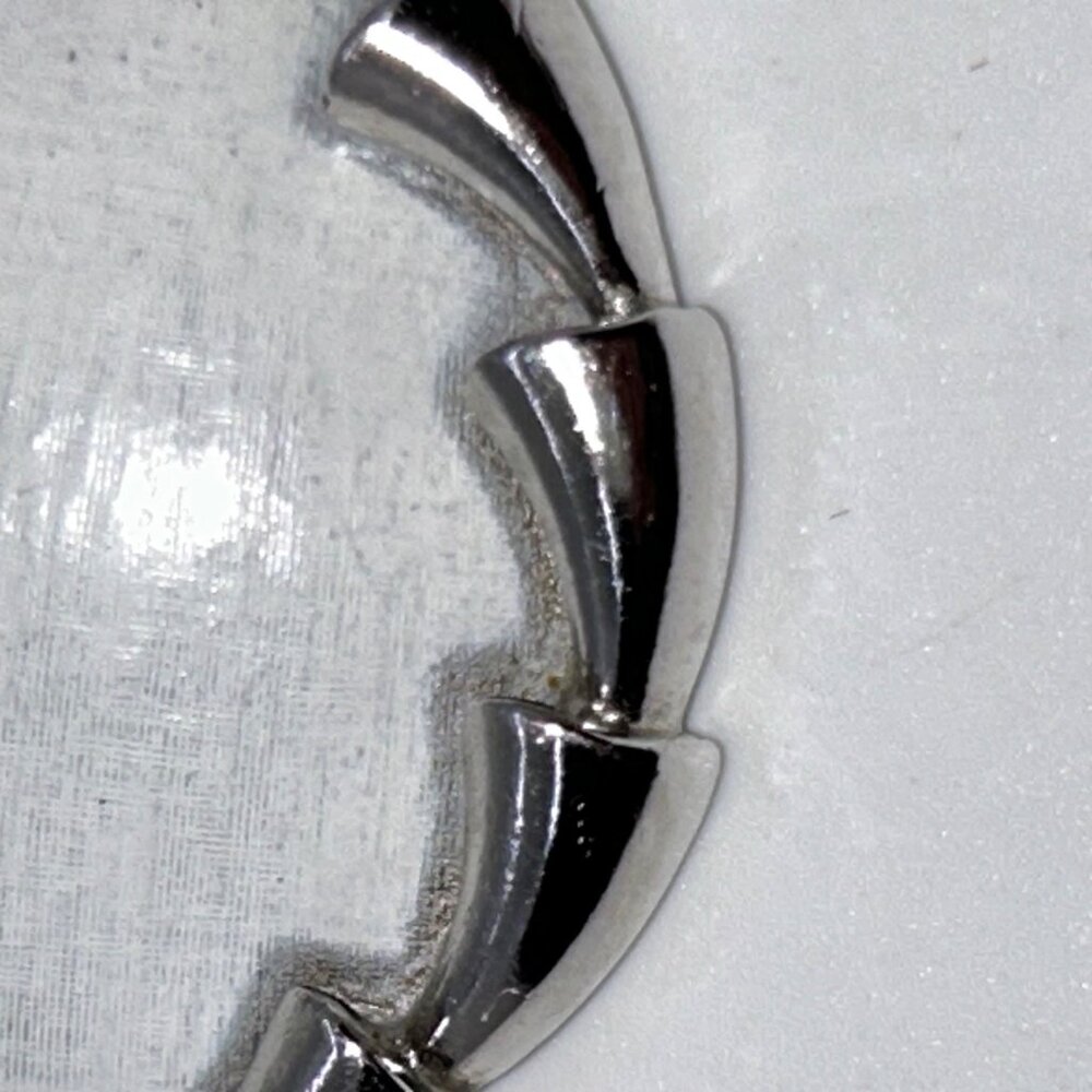 Vintage Puccini Silver-Tone Round Brooch With Textured White Center Statement - Picture 7 of 15